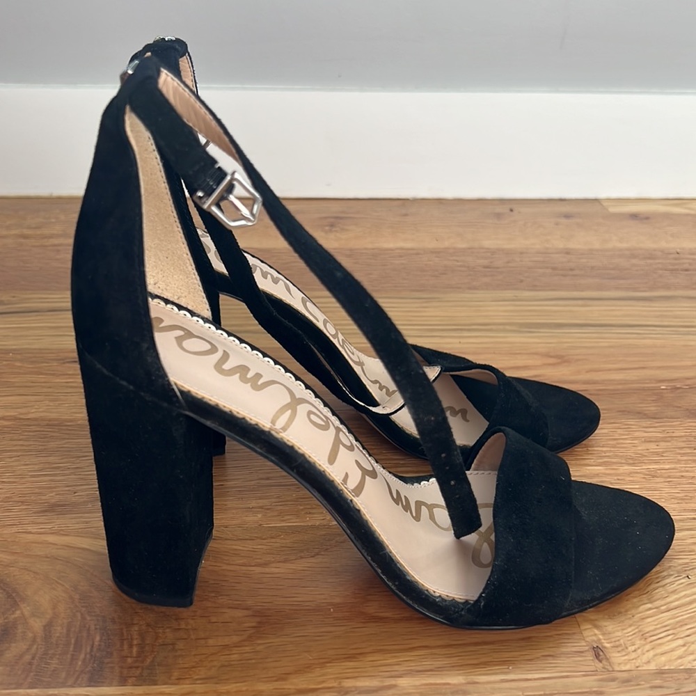Sam Edelman women’s size 9.5 suede black heel.